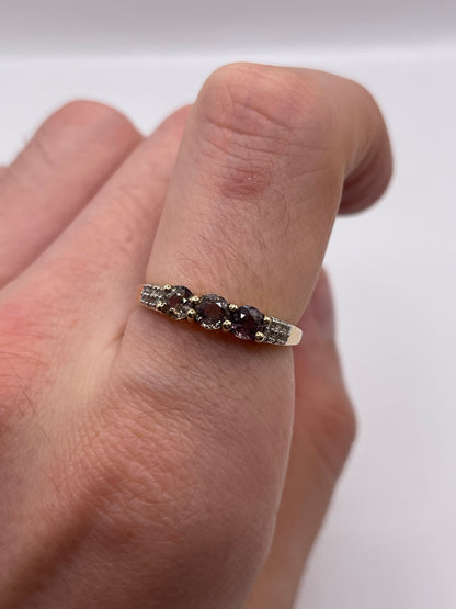 9ct gold quartz and diamond ring