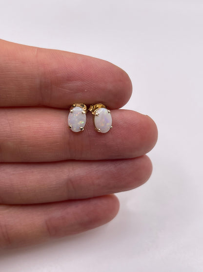 9ct gold opal earrings