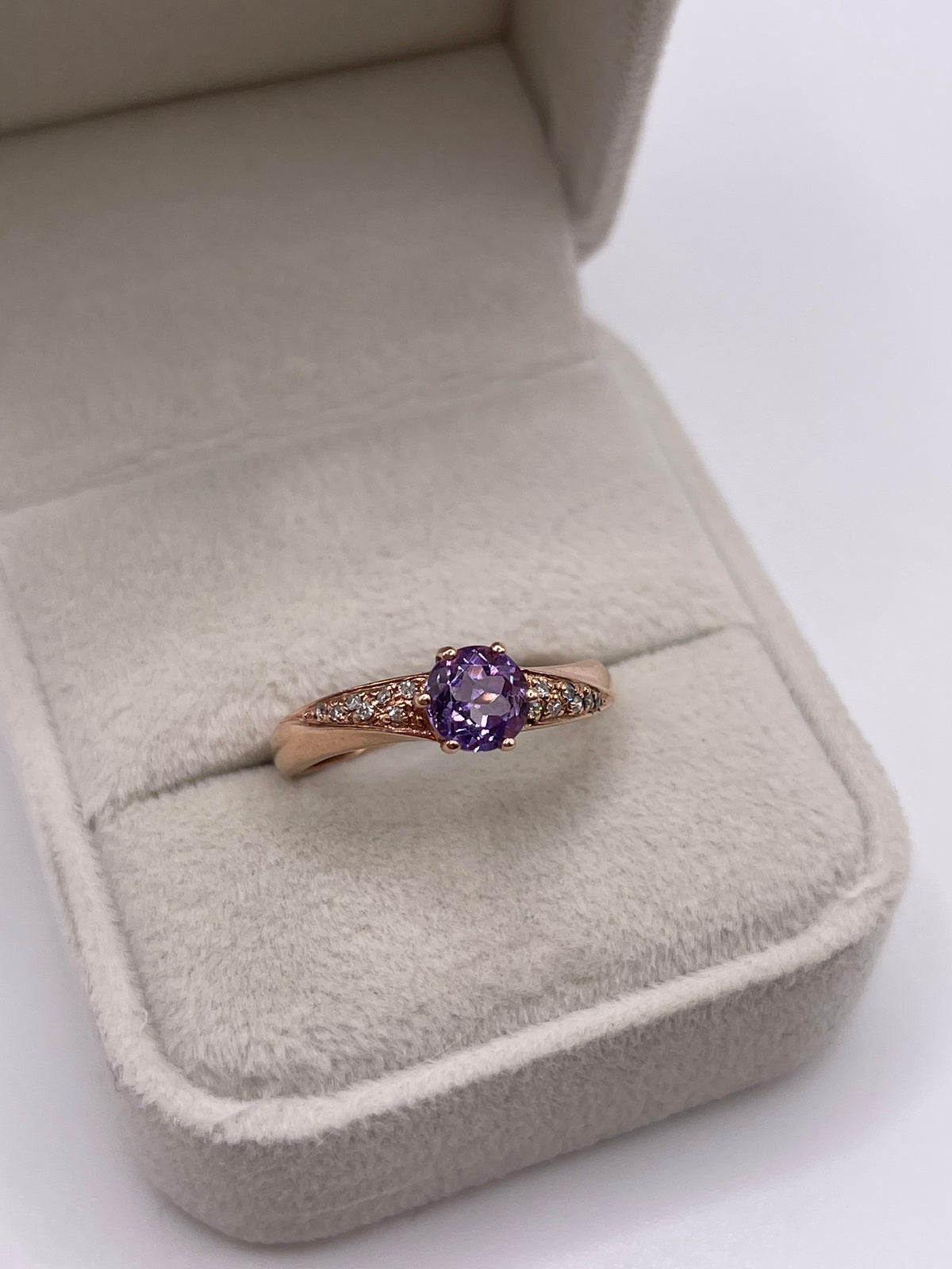 9ct rose gold amethyst and diamond ring
