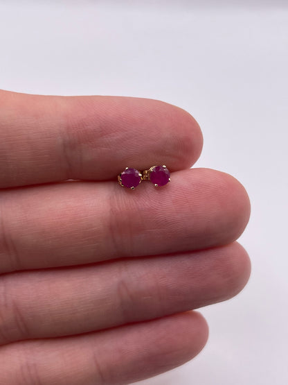 9ct gold ruby earrings