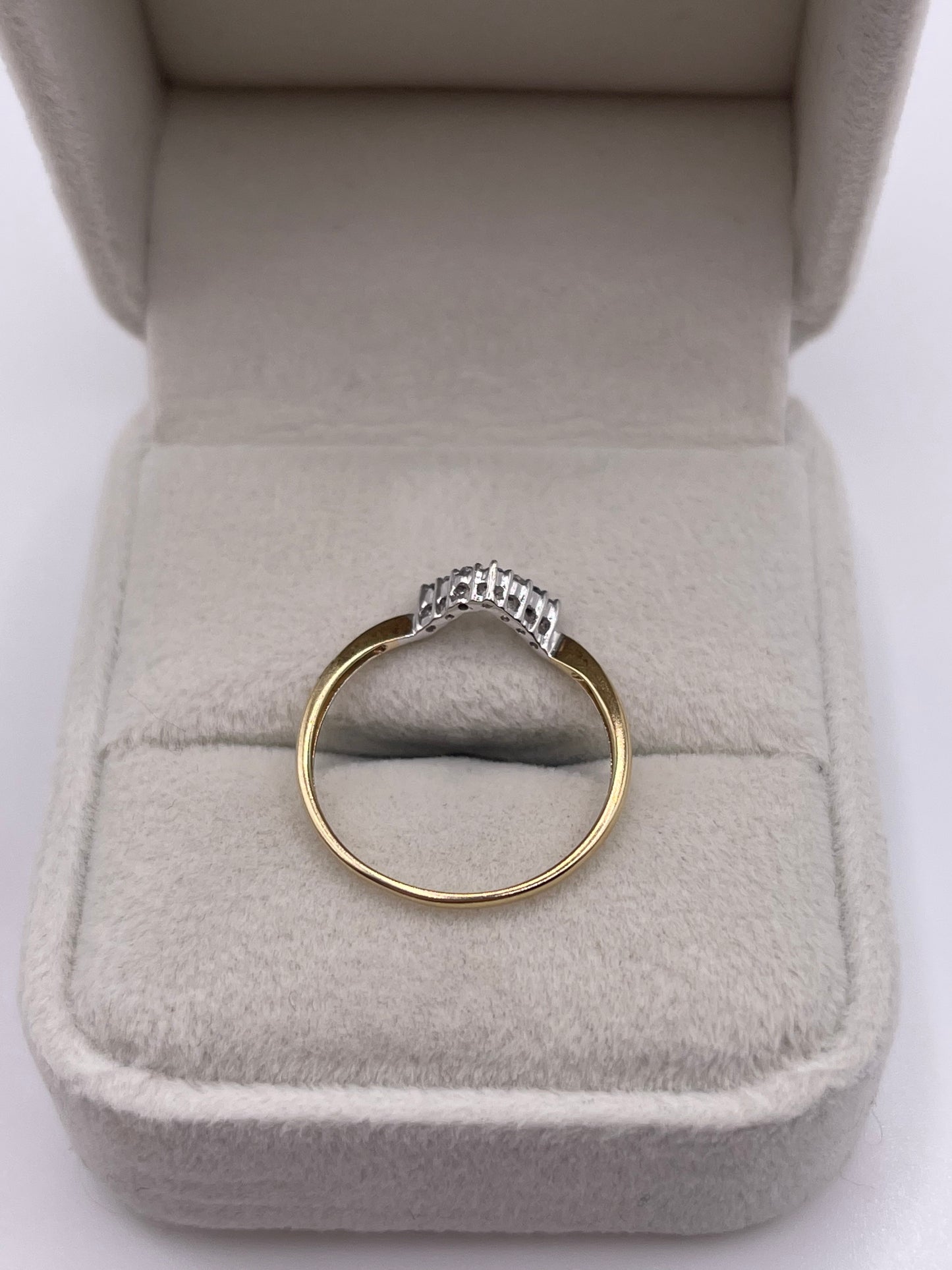 9ct gold diamond wishbone ring