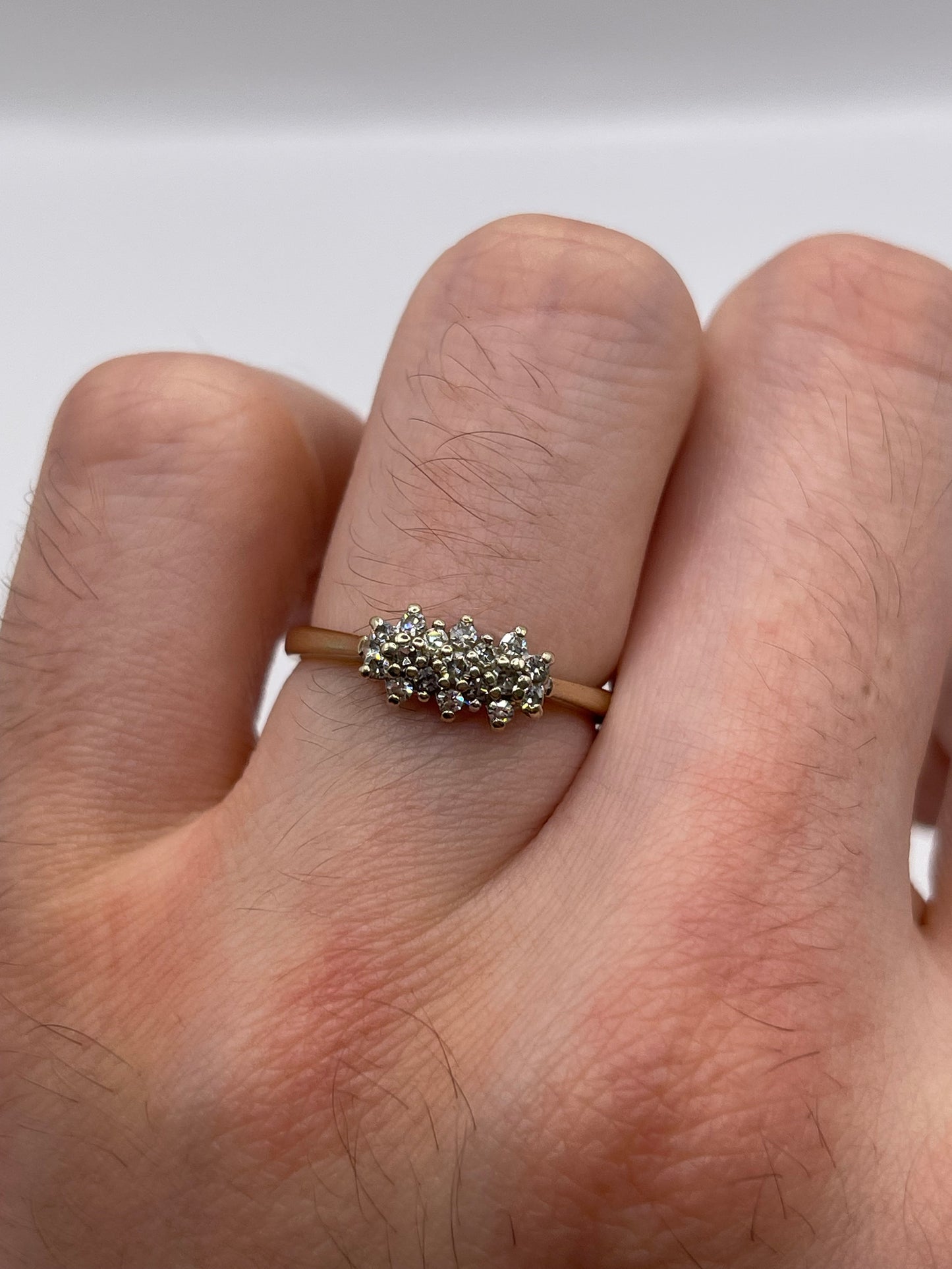 9ct gold diamond cluster ring