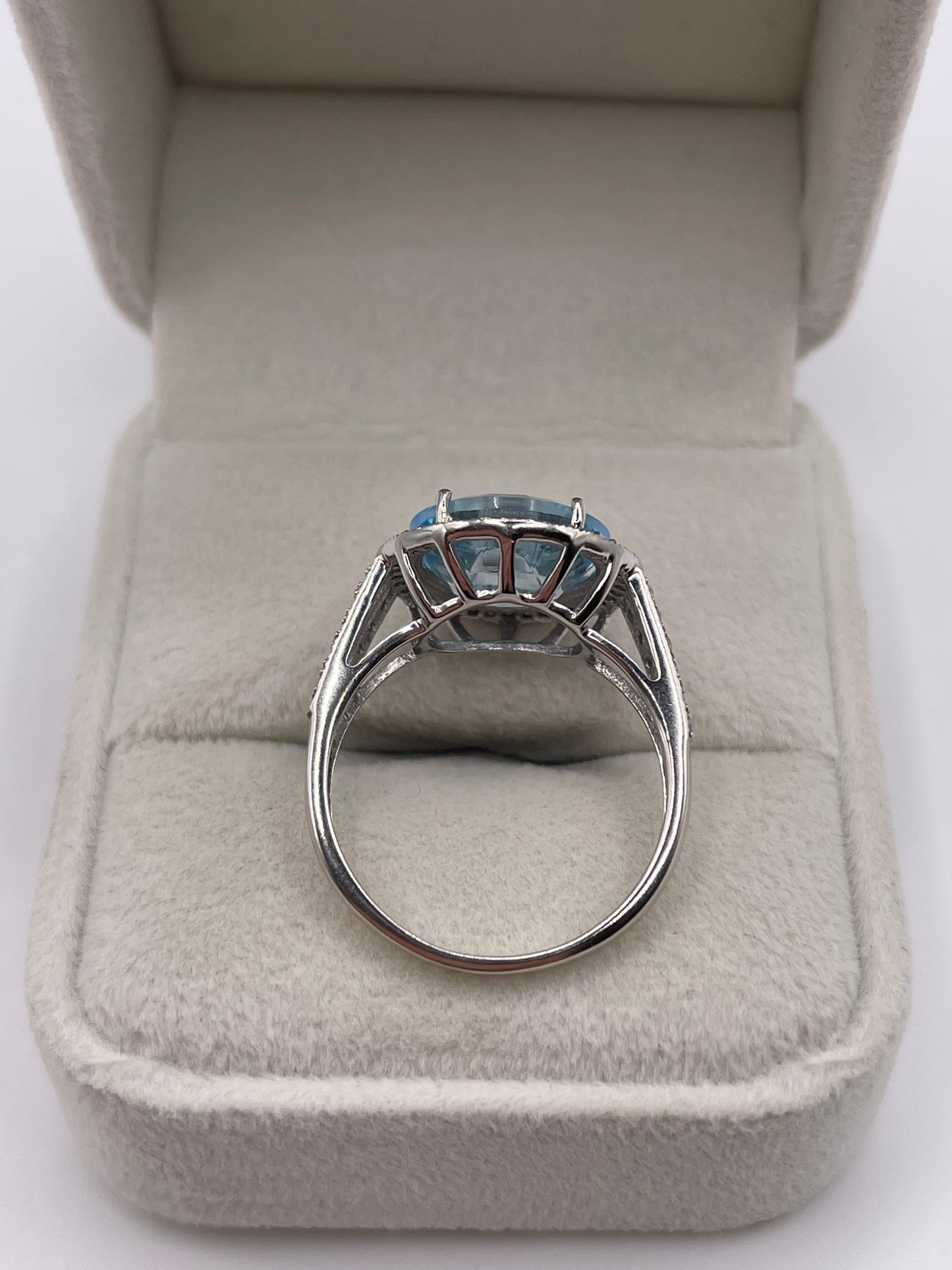 Glenn Lehrer 9ct white gold topaz and diamond ring
