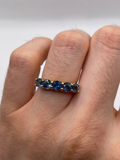 9ct gold sapphire ring