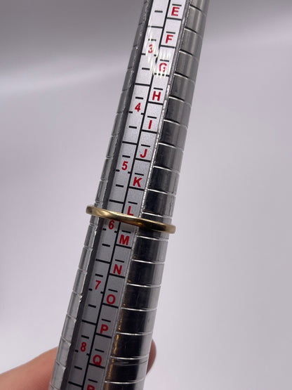 9ct gold sapphire and diamond ring