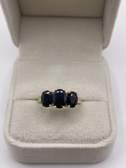 9ct gold sapphire ring