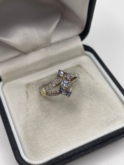 9ct gold tanzanite and diamond ring