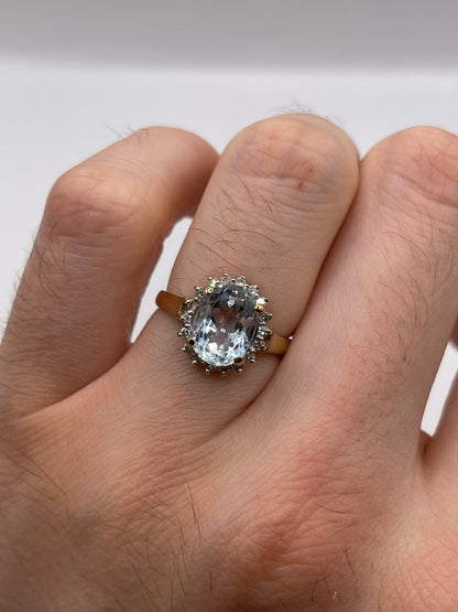9ct gold aquamarine and diamond ring