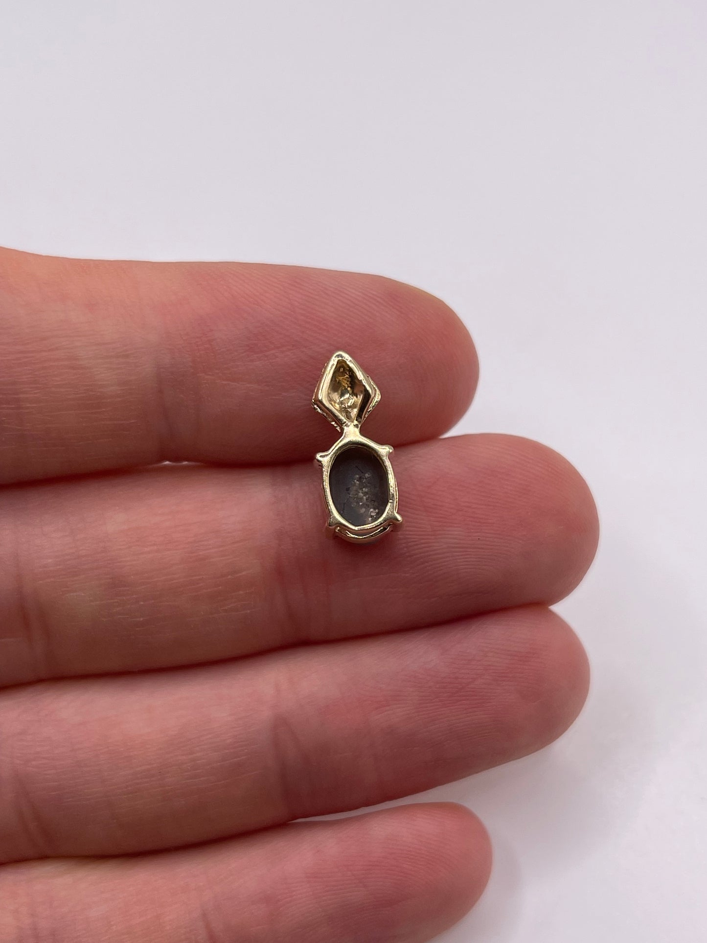 9ct gold black opal pendant