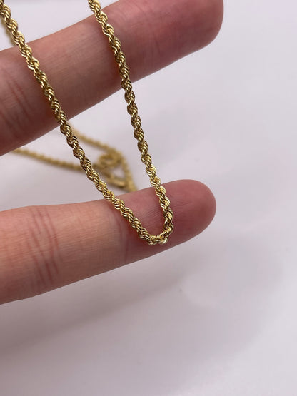 9ct gold chain E