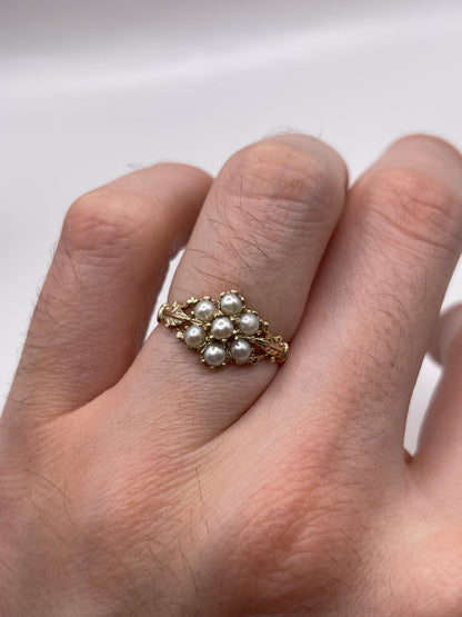 9ct gold pearl cluster ring