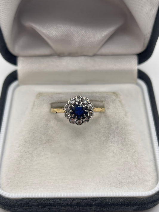 18ct gold sapphire and diamond ring