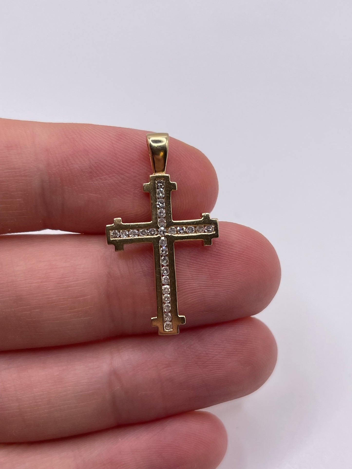 9ct gold diamond cross pendant