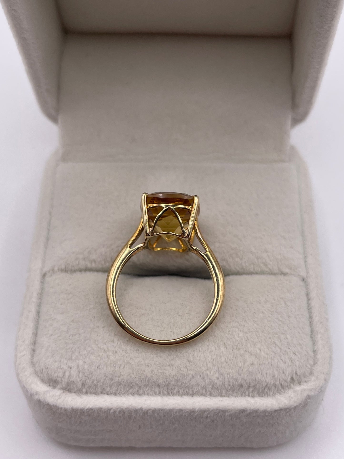 9ct gold citrine ring