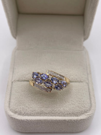 9ct gold tanzanite and diamond ring
