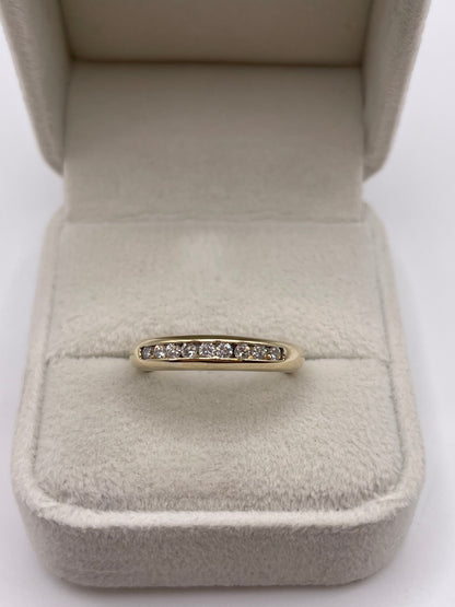 9ct gold diamond ring