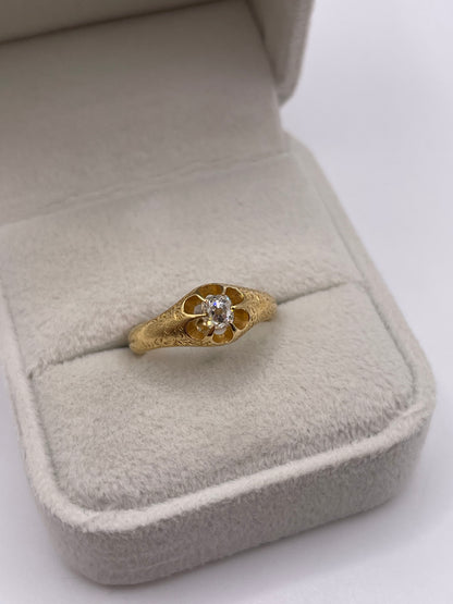 Antique 18ct gold diamond gypsy ring