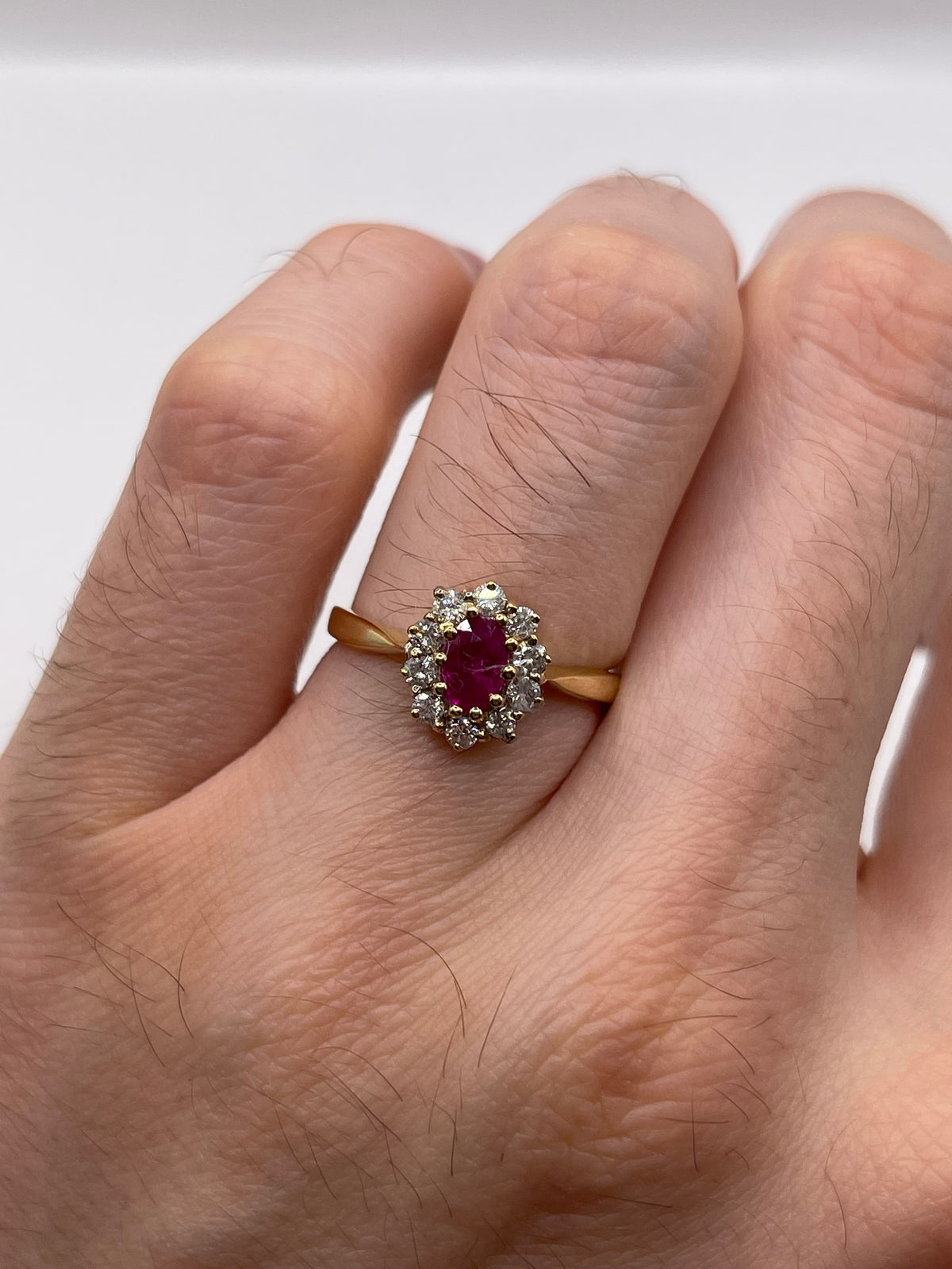 18ct gold ruby and diamond ring