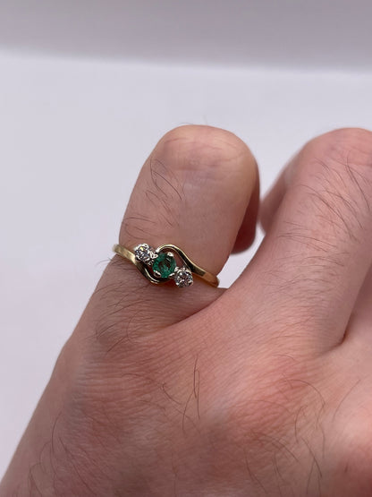 9ct gold emerald and diamond ring