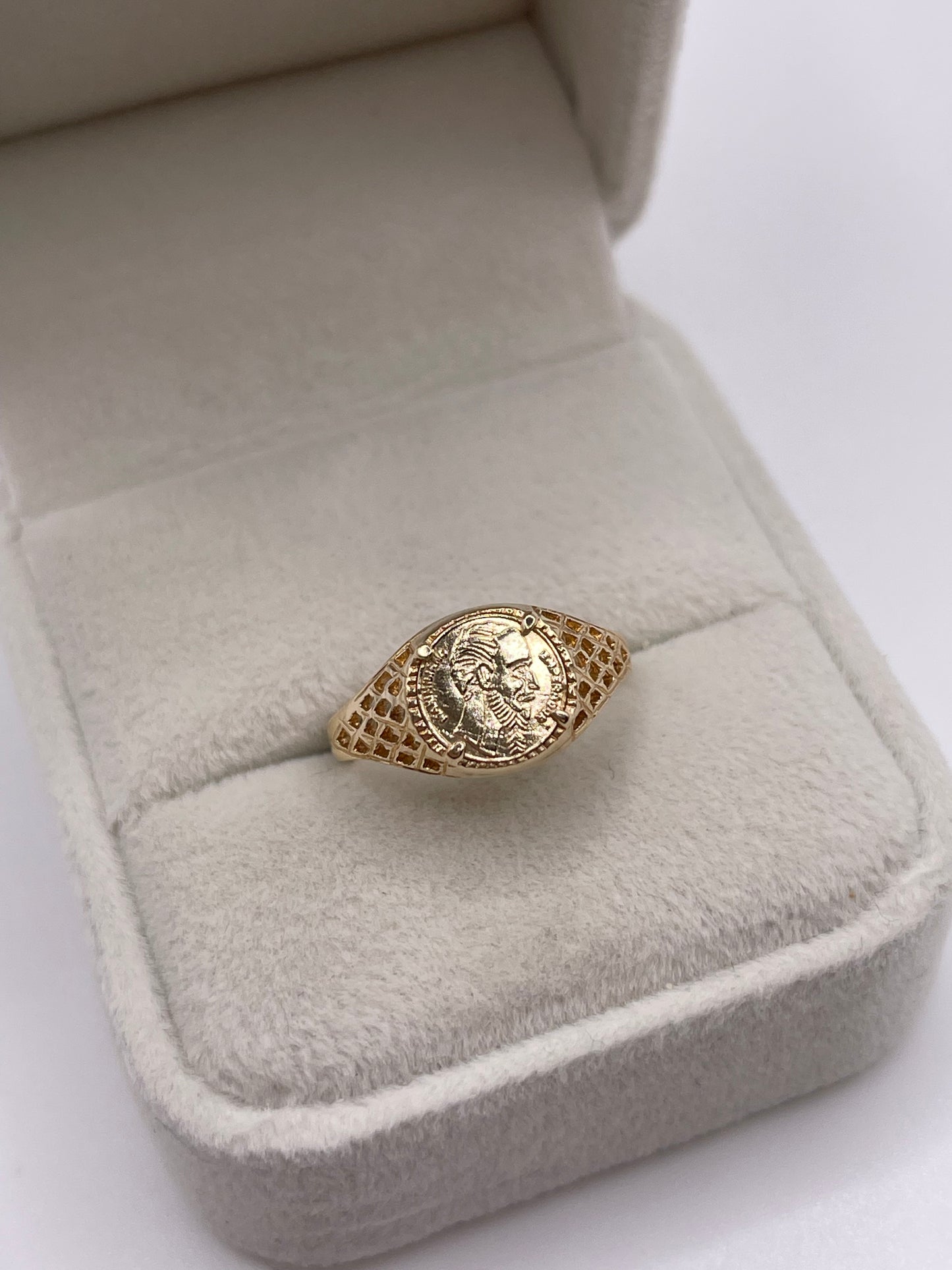 9ct gold coin ring