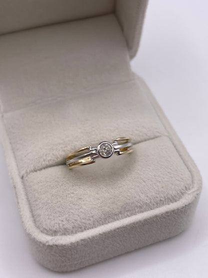 9ct two tone gold diamond ring