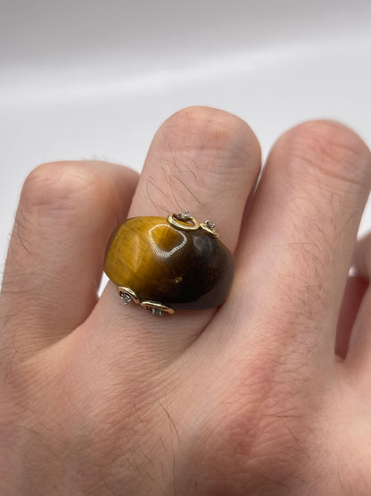 9ct gold tigers eye and diamond ring