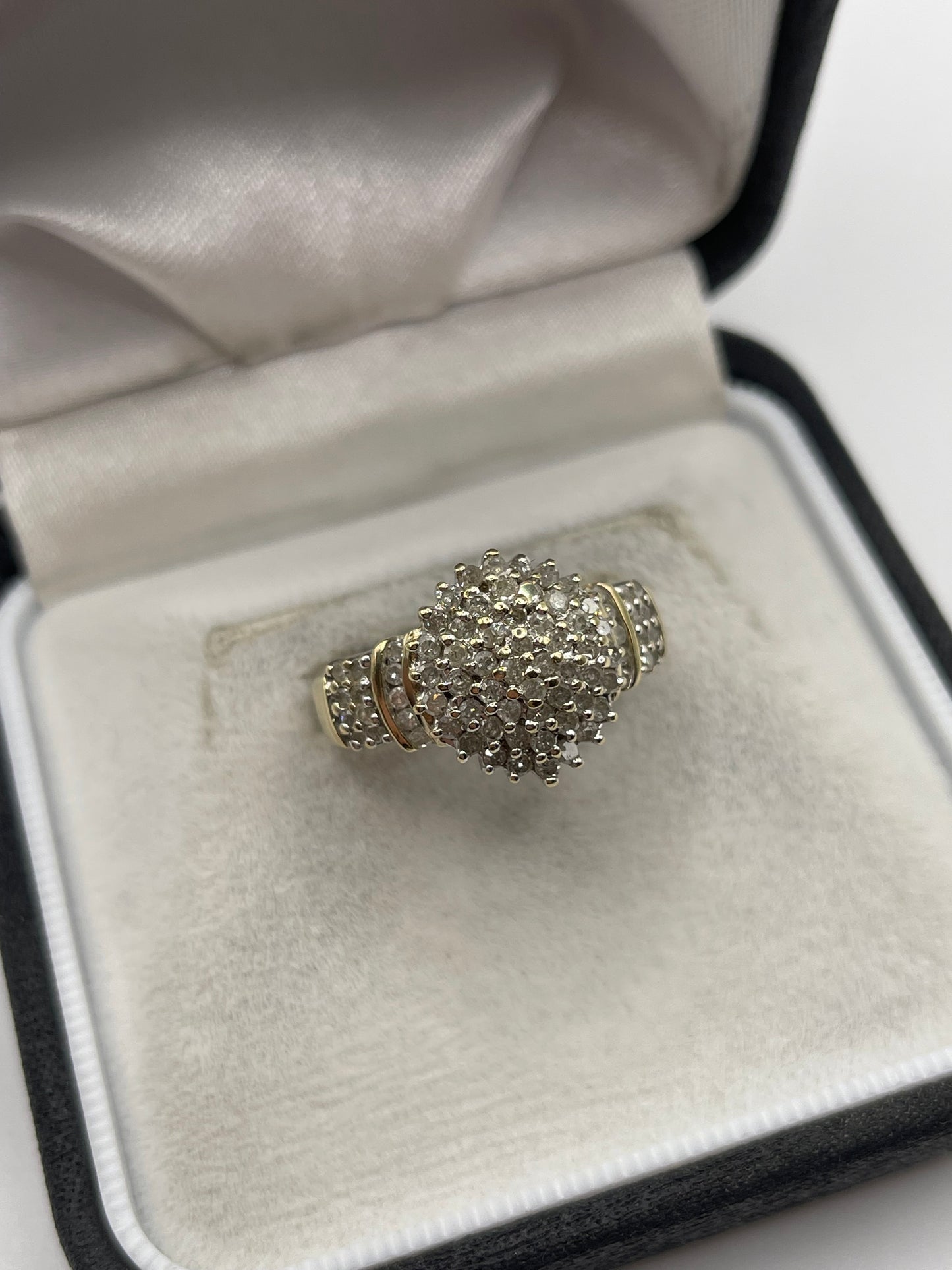 9ct gold 1ct diamond cluster ring