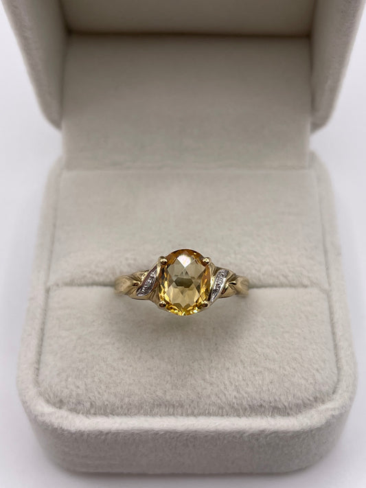 9ct gold citrine and diamond ring