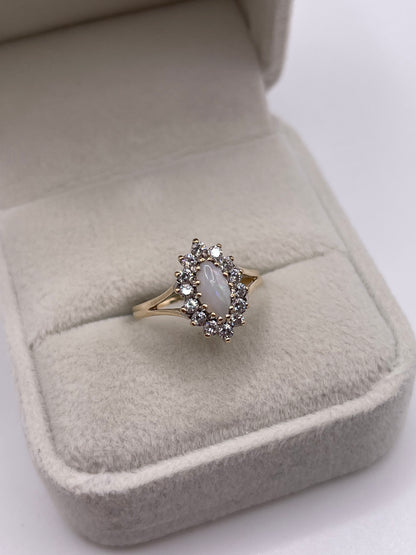 9ct gold opal and cz ring