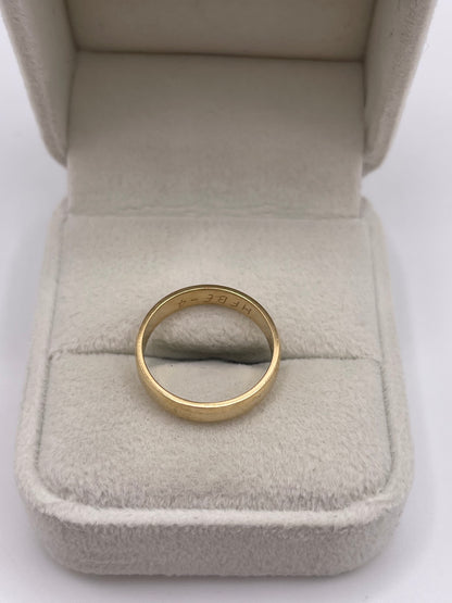 9ct gold band