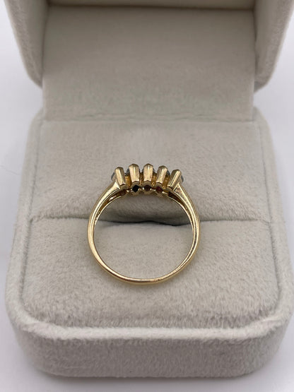 9ct gold aquamarine ring