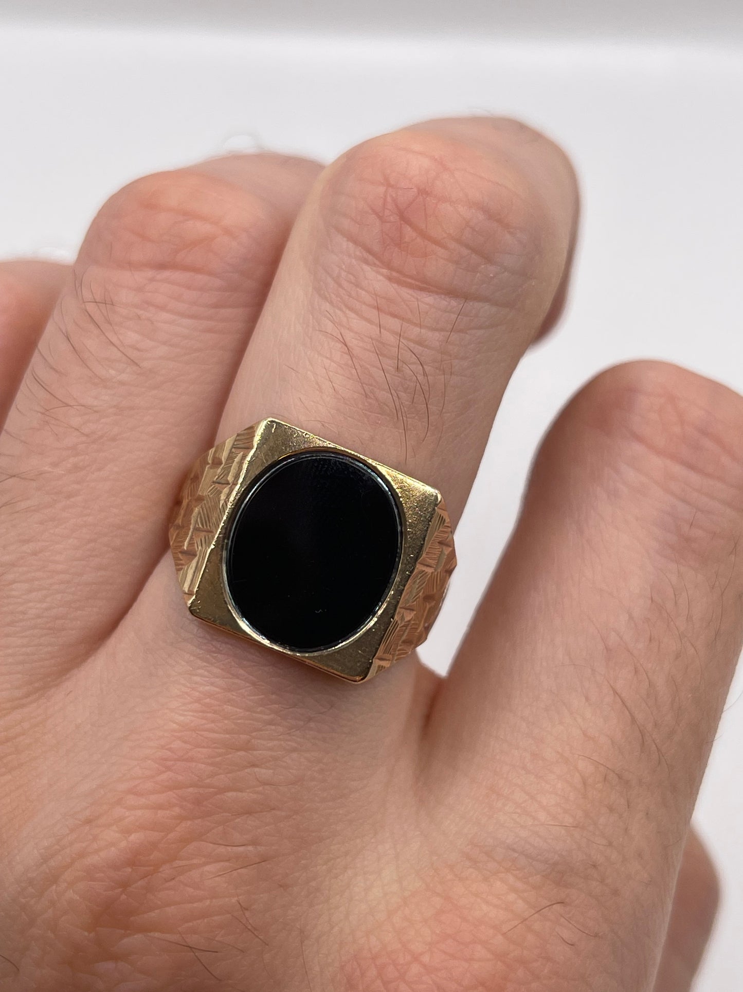9ct gold onyx signet ring