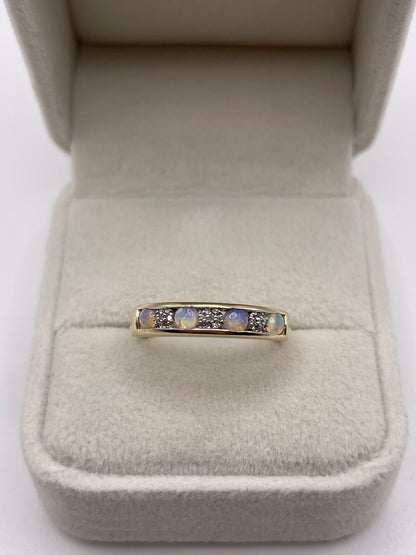 9ct gold opal and diamond ring