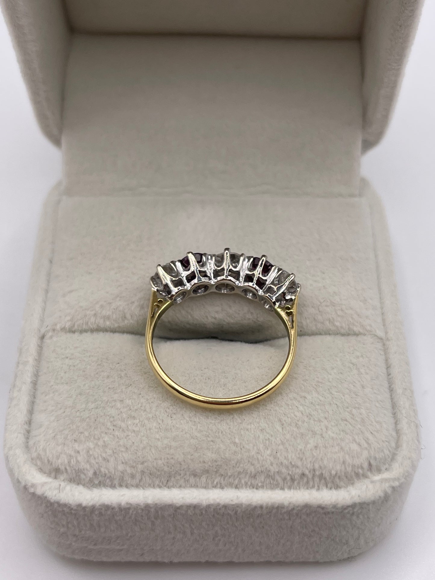 18ct gold ruby and diamond ring