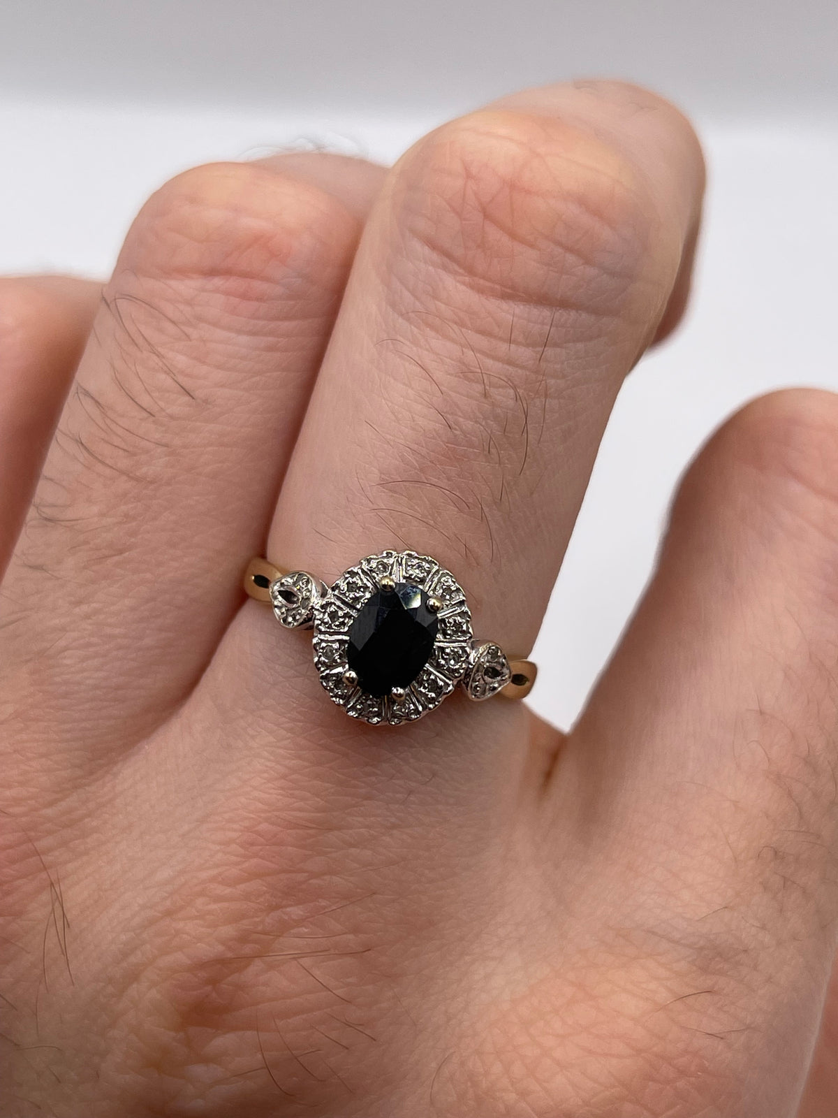 9ct gold sapphire and diamond ring