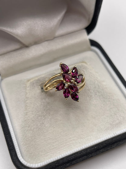 9ct gold garnet cluster ring
