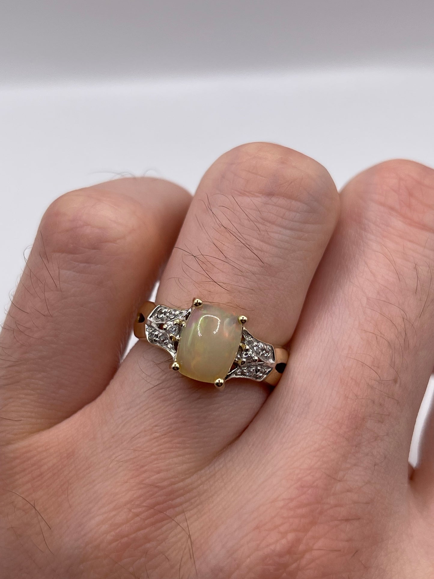9ct gold opal and zircon ring
