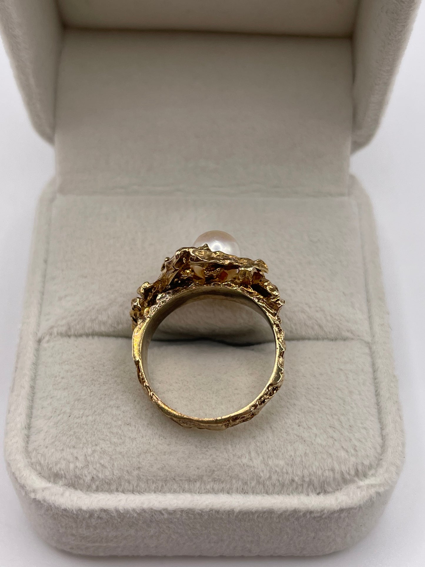 9ct gold pearl ring