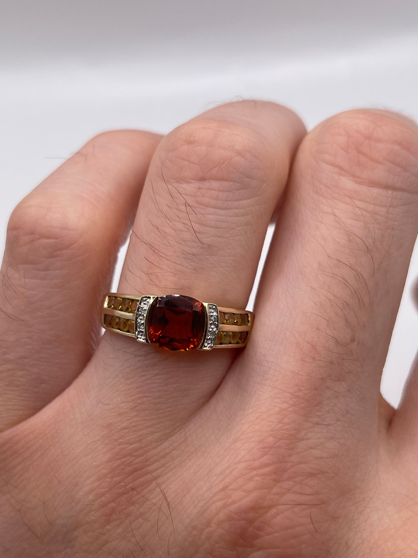 9ct gold citrine and diamond ring