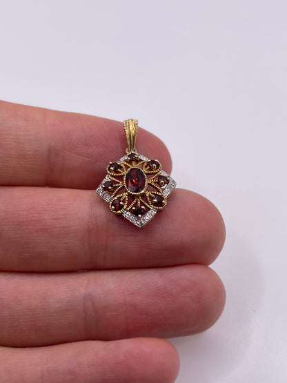9ct gold garnet and diamond pendant