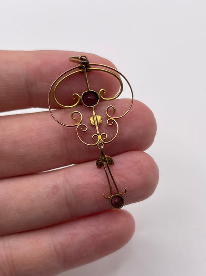 Antique 9ct gold garnet and pearl pendant