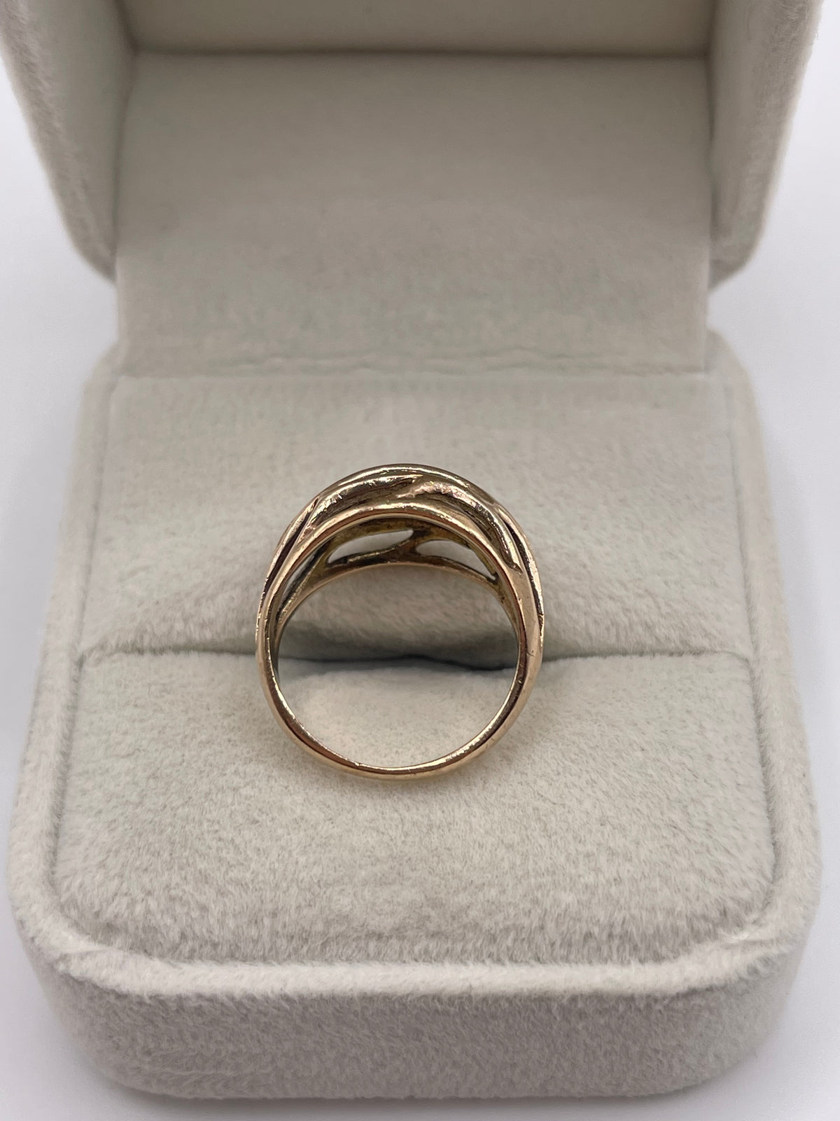 9ct gold ring