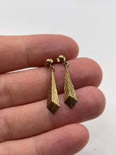 Load image into Gallery viewer, 9ct gold earrings
