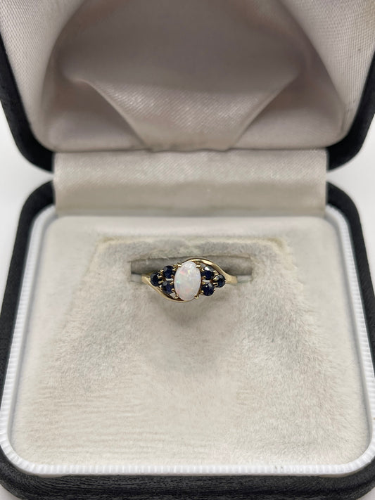 9ct gold opal and sapphire ring