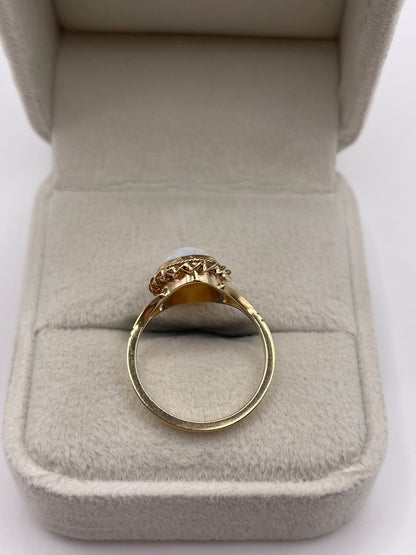9ct gold opal ring