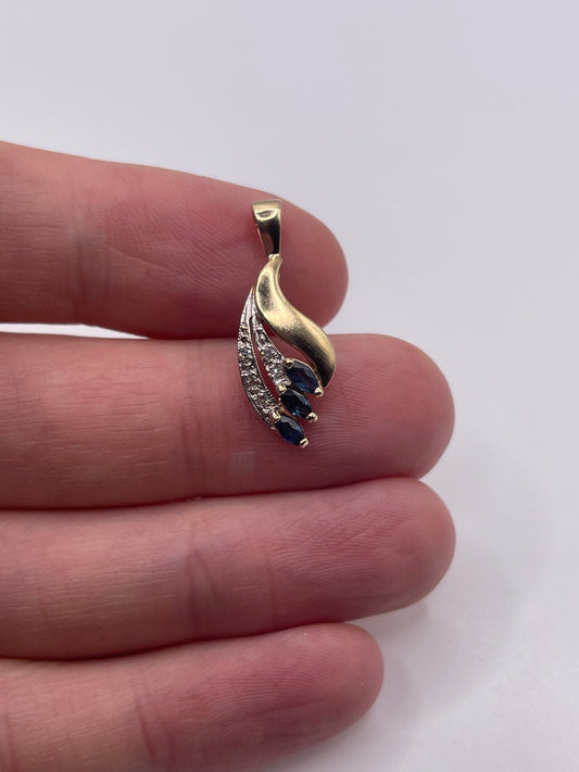 9ct gold sapphire and diamond pendant