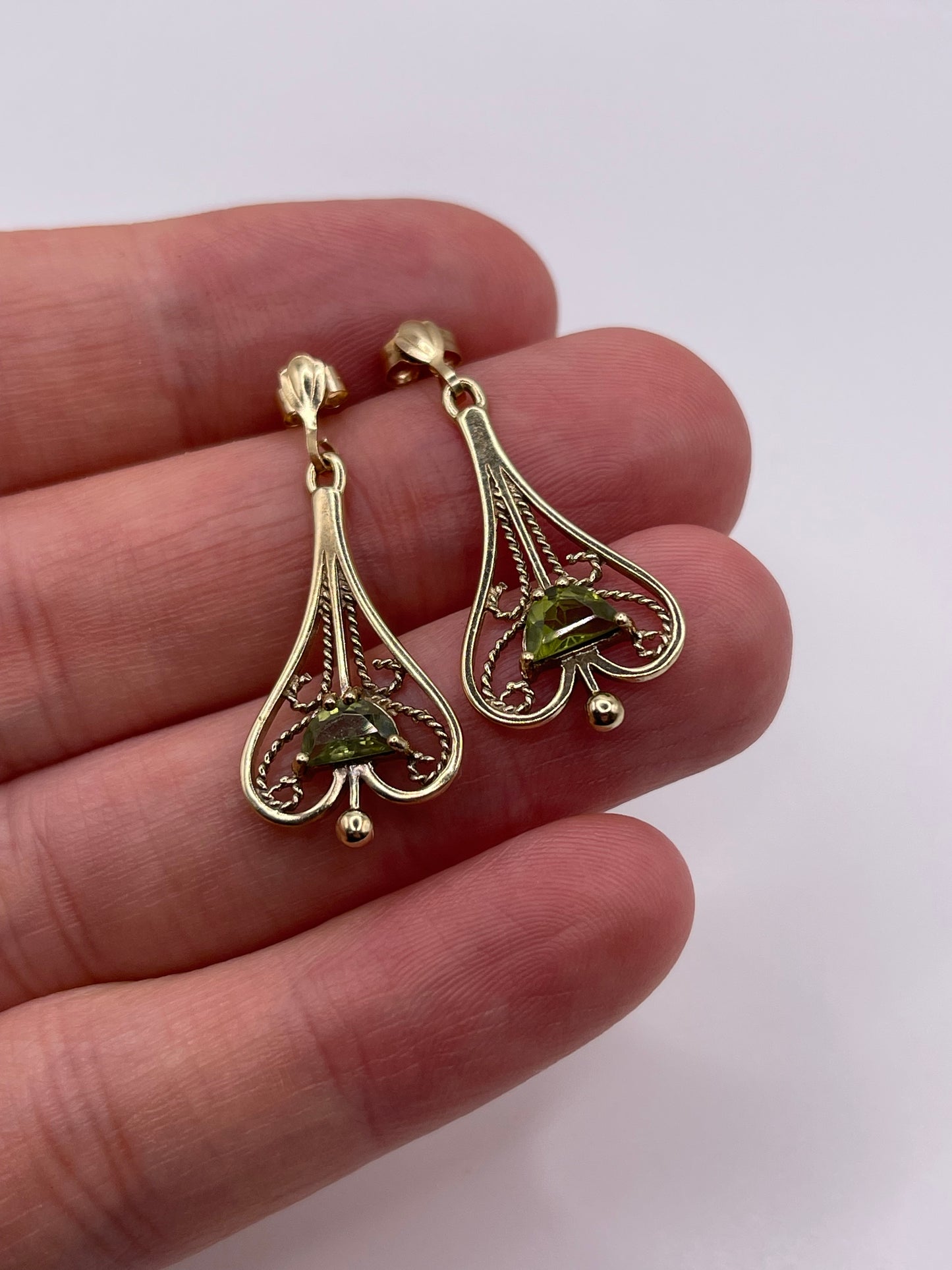 9ct gold quartz earrings