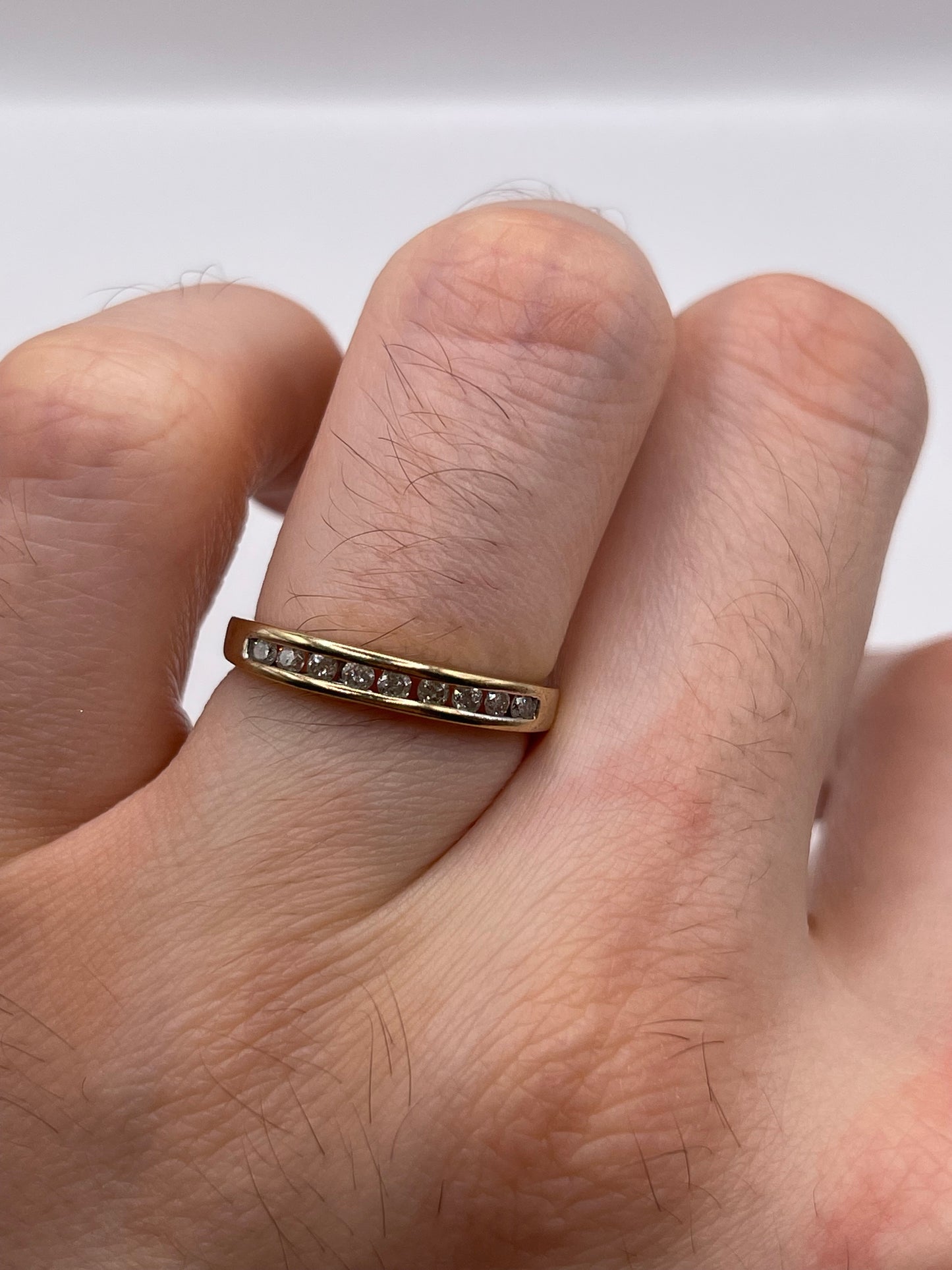9ct gokd diamond ring