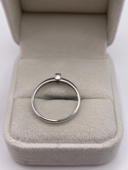 9ct white gold diamond ring
