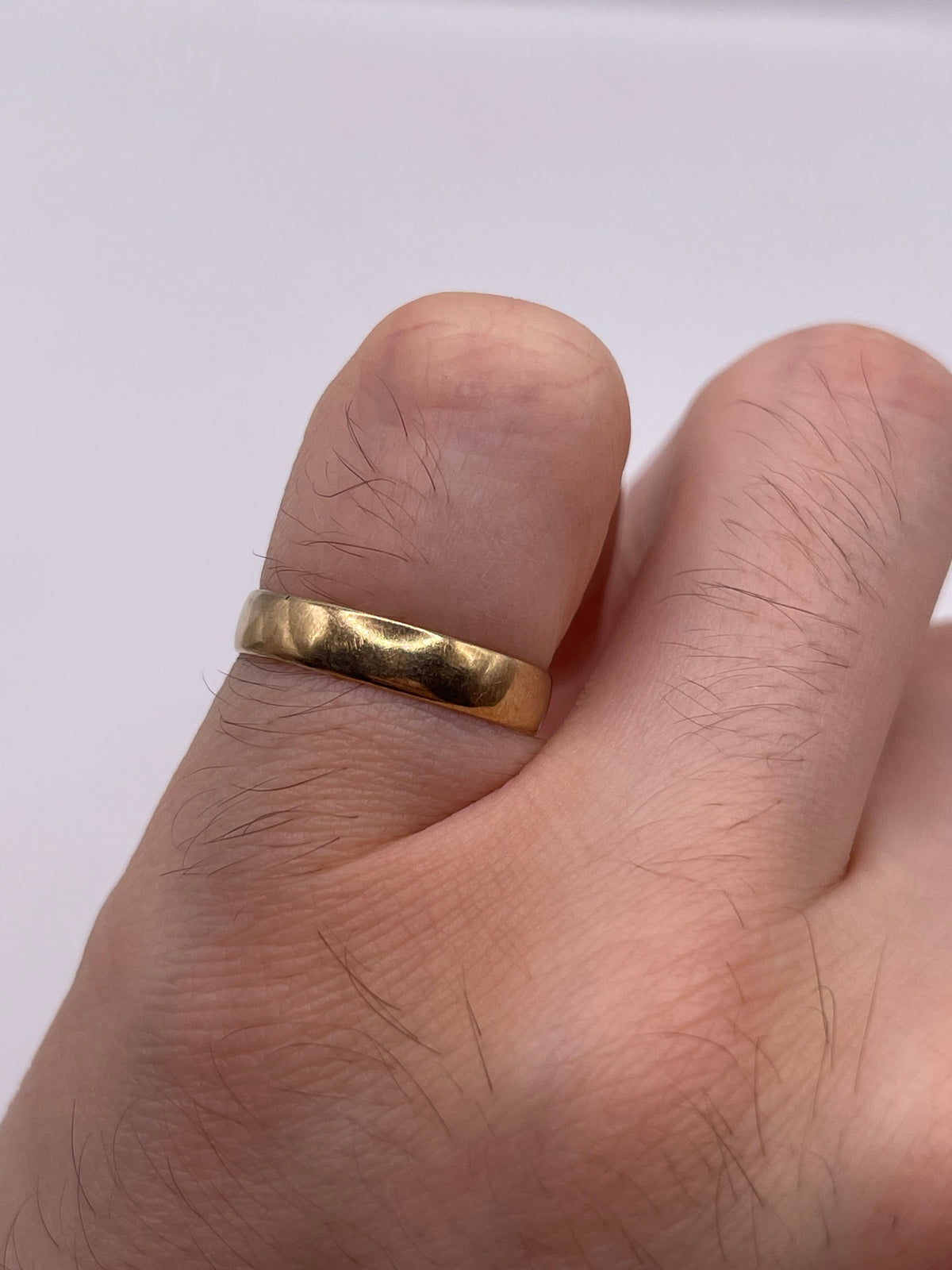 9ct gold band